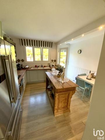 Maison 6 pièces de 140 m² à Cucq (62780)