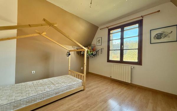 Maison à vendre    5 pièces •  Frôlois