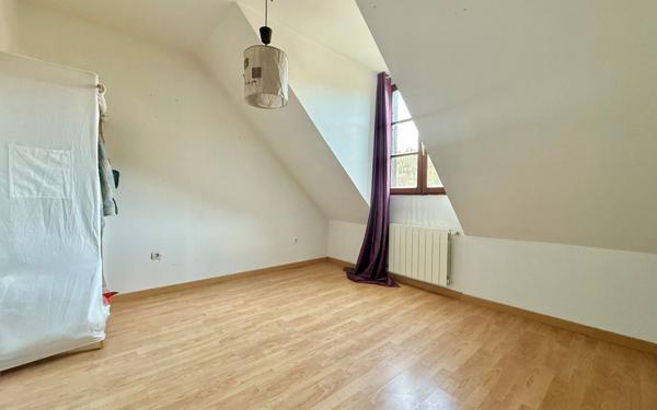 Maison à vendre    5 pièces •  Frôlois