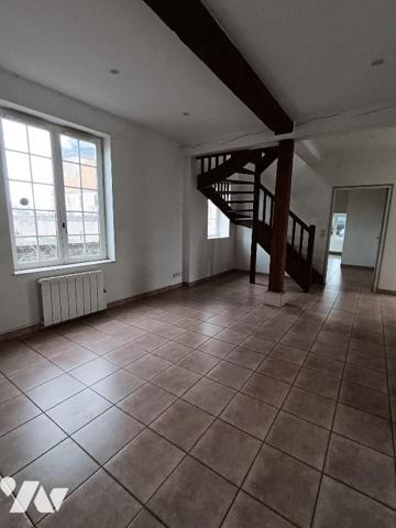 MAISON ANCIENNE 4 CHAMBRES JARDIN