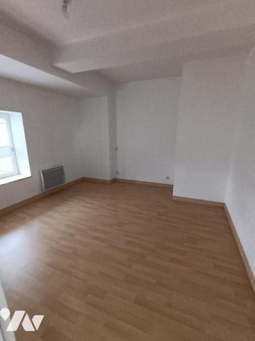 MAISON ANCIENNE 4 CHAMBRES JARDIN