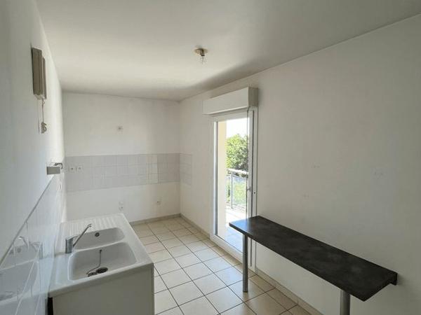 Location Appartement 3 pièces 67.61 m² - 6-10 RUE DU CHEMIN DES POISSONNI Caen 14000