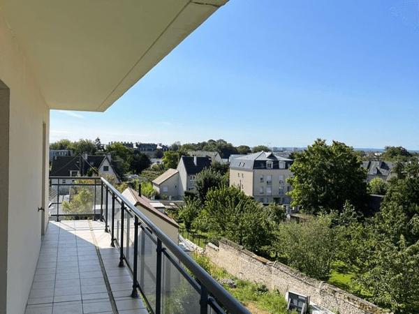 Location Appartement 3 pièces 67.61 m² - 6-10 RUE DU CHEMIN DES POISSONNI Caen 14000