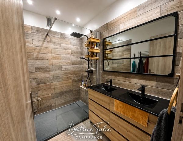 Comme une maison ! Appartement 4 pièces, contemporain avec jardin privatif de 530 m², parking, Aix-en-Provence, Résidence,