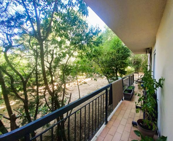 Comme une maison ! Appartement 4 pièces, contemporain avec jardin privatif de 530 m², parking, Aix-en-Provence, Résidence,