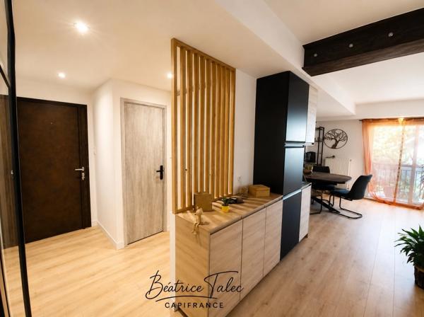 Comme une maison ! Appartement 4 pièces, contemporain avec jardin privatif de 530 m², parking, Aix-en-Provence, Résidence,