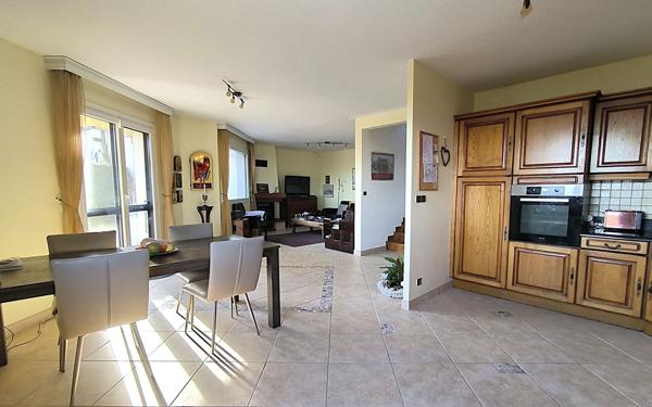 Maison à vendre    5 pièces • 127,59 m2 Thoiry