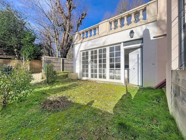 Appartement neuf avec jardin et parking – Vaucresson