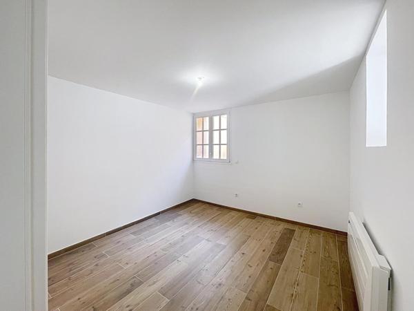 Appartement neuf avec jardin et parking – Vaucresson