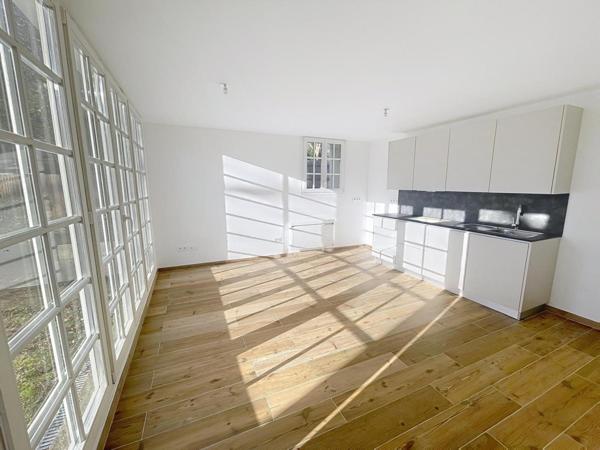 Appartement neuf avec jardin et parking – Vaucresson