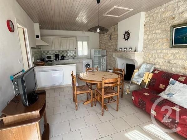 Maison à vendre  12 pièces - 213 m 2   ST PIERRE D OLERON  - 17