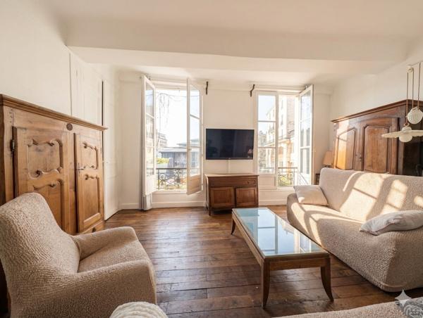 Appartement 2 Pièces Place des Halles