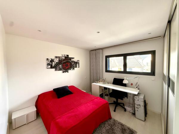 Sevran (93270) Maison récente 2020 avec jardin et dépendance F2