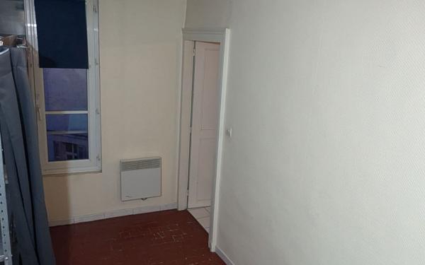 Appartement à louer    1 pièce • 25,25 m2 Laon