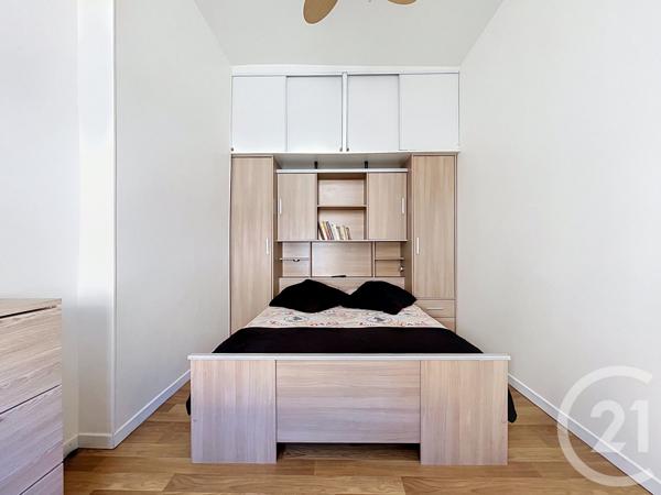 Appartement à vendre  2 pièces - 37,30 m 2   ROCHEFORT  - 17