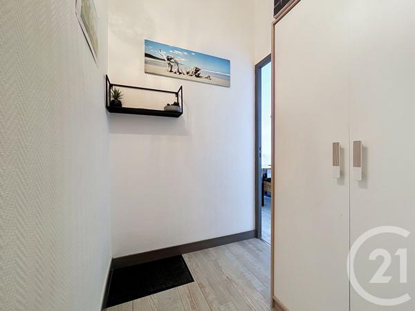 Appartement à vendre  2 pièces - 37,30 m 2   ROCHEFORT  - 17