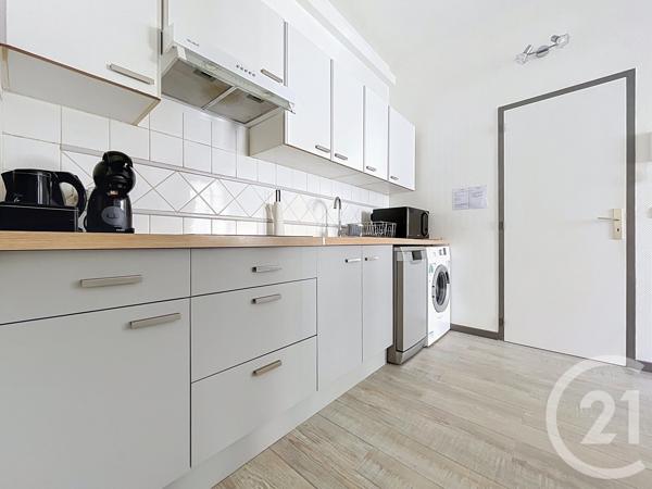 Appartement à vendre  2 pièces - 37,30 m 2   ROCHEFORT  - 17