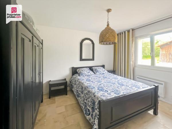 Propriété en pierre 290 m² avec gîte, dépendances, piscine et 4 ha