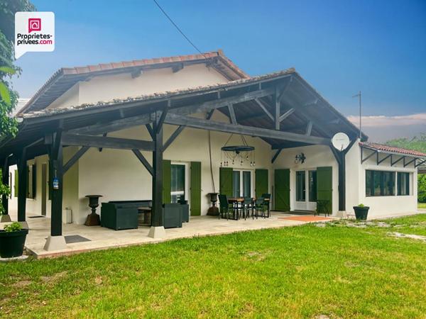 Propriété en pierre 290 m² avec gîte, dépendances, piscine et 4 ha