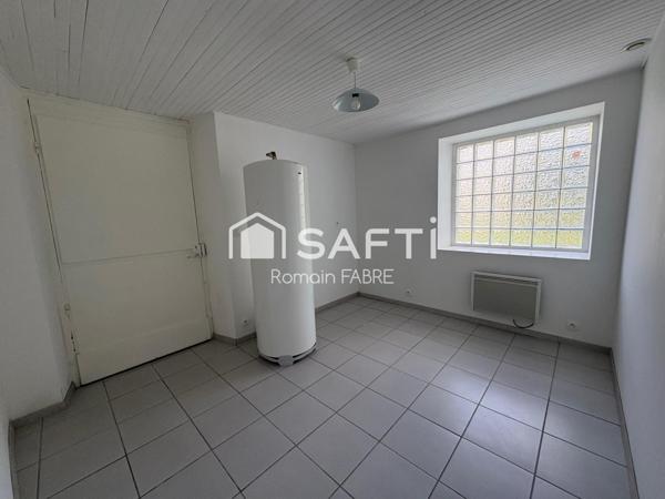 Maison en Pierre, 3 chambres et très beau terrain