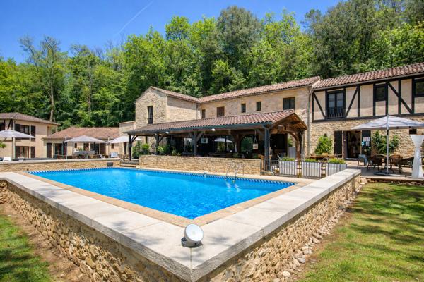 Commerce à vendre à Carsac-Aillac (24200) - Dordogne