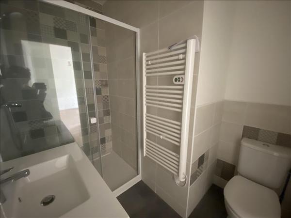 Appartement à louer 461 € CC MONTLUCON 3 p 46 m² DPE D