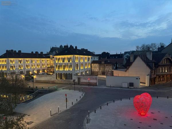 Appartement à vendre à Troyes dans l'Aube (10000), ref : 15309/357   
quai de chapagne