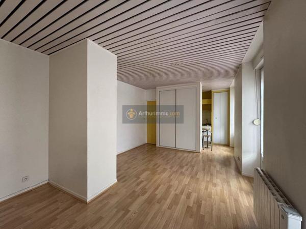 Location Appartement 1 pièces 25 m2 à Brest