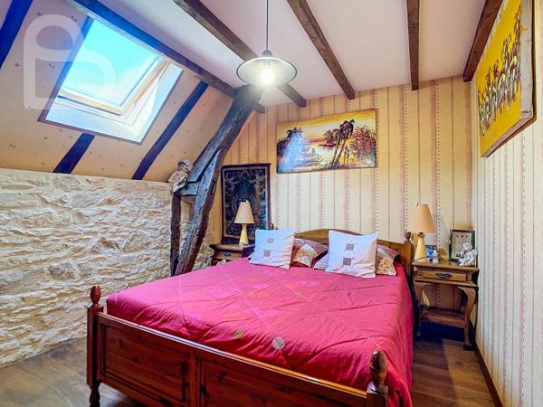 Gourdon (46300) Belle maison en pierre sur 6ha