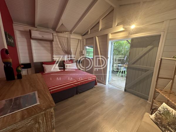 Saint-François (97118) Exclusivite ZEOPIE Immobilier : bungalow avec terrasse et jardin privatif dans petite copropriété avec piscine