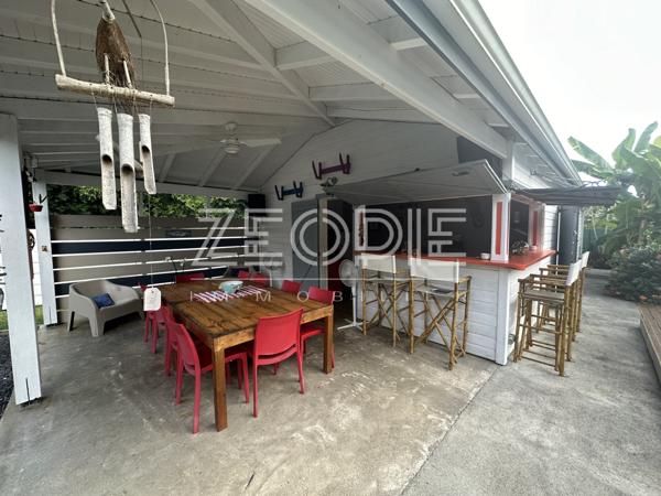 Saint-François (97118) Exclusivite ZEOPIE Immobilier : bungalow avec terrasse et jardin privatif dans petite copropriété avec piscine