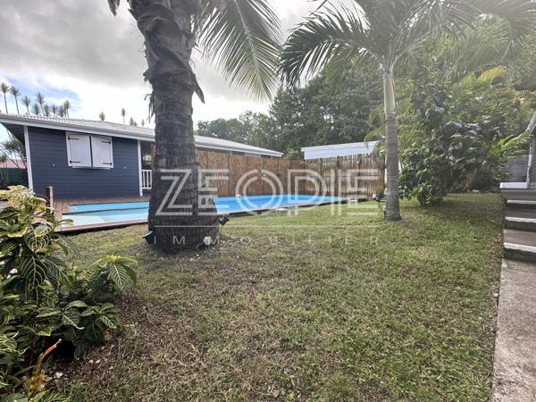 Saint-François (97118) Exclusivite ZEOPIE Immobilier : bungalow avec terrasse et jardin privatif dans petite copropriété avec piscine
