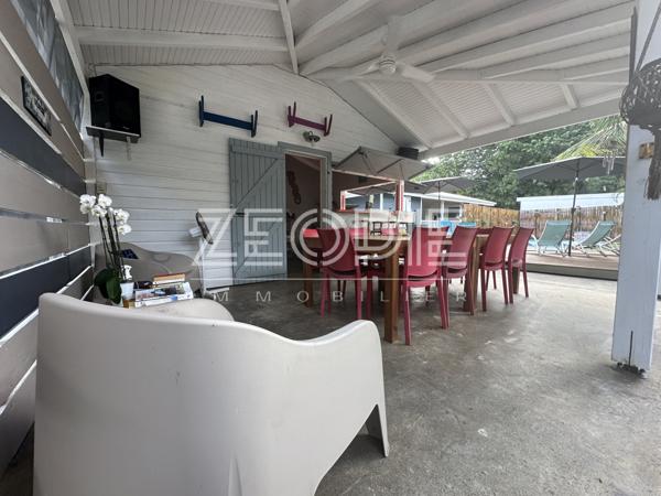 Saint-François (97118) Exclusivite ZEOPIE Immobilier : bungalow avec terrasse et jardin privatif dans petite copropriété avec piscine