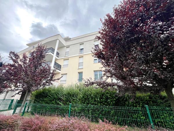 Superbe appartement 3 pièces 2 chambres en attique