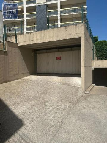 Parking à louer Orléans (45100)