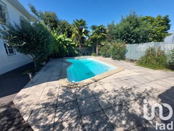 Maison 6 pièces de 130 m² à Séméac (65600)