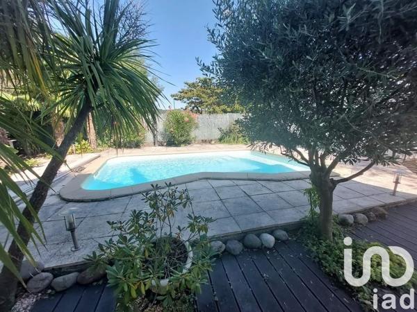 Maison 6 pièces de 130 m² à Séméac (65600)