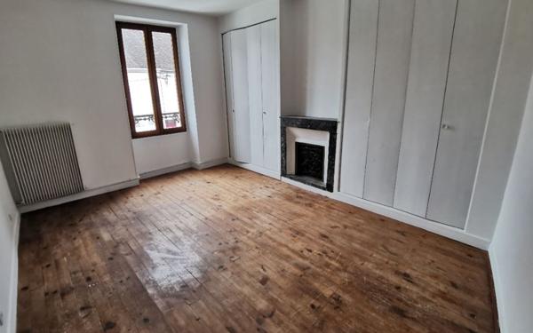 Appartement à vendre    4 pièces •  Nemours