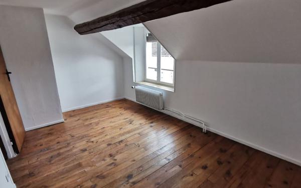 Appartement à vendre    4 pièces •  Nemours