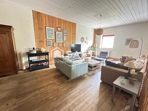 Maison 5 chambres + 1 studio indépendant, piscine et vaste garage