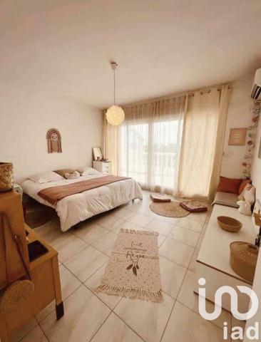 Maison d’architecte 10 pièces de 260 m² à Sainte-Marie (97438)