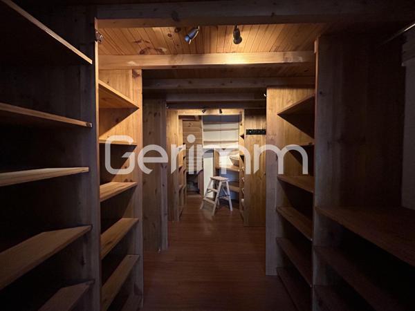 Location Appartement 3 pièces GRENOBLE (38000) - 15 Place Grenette - 71.87m² 1000 €/mois - Gerimm
