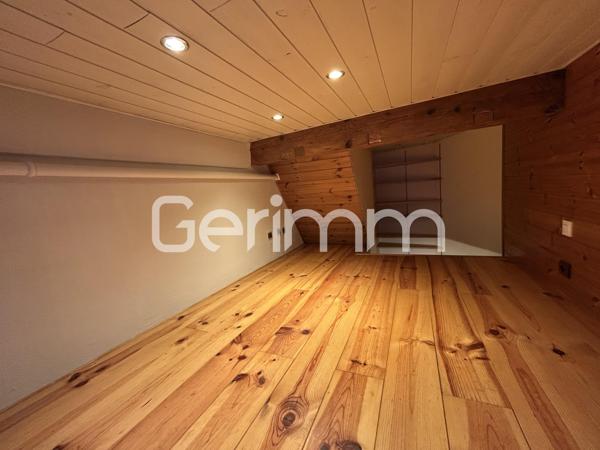 Location Appartement 3 pièces GRENOBLE (38000) - 15 Place Grenette - 71.87m² 1000 €/mois - Gerimm