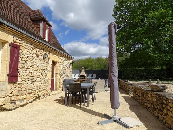 Ensemble immobilier Saint Leon Sur Vézère 8 pièce(s) 210.48 m2