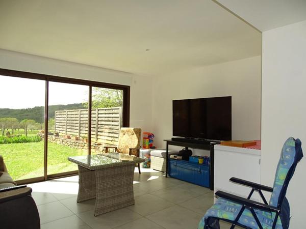 Ensemble immobilier Saint Leon Sur Vézère 8 pièce(s) 210.48 m2
