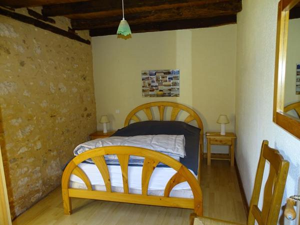 Ensemble immobilier Saint Leon Sur Vézère 8 pièce(s) 210.48 m2