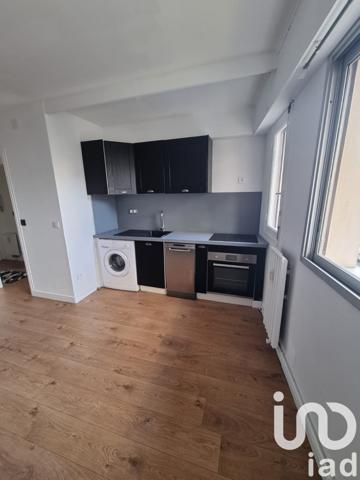 Appartement 2 pièces de 43 m² à Cagnes-sur-Mer (06800)