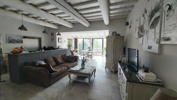 Domaine viticole d'exception de 18,5 hectares – Deux bastides XIX? – Installations équestres – Provence Certaines propriétés se visitent. D'autres se vivent.