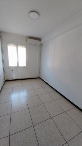 Villa
                                                                                                                                                                                                                                                                                                                        12 pièce(s)                                                                                                                                                                                                          7 chambre(s)                                                                                                                                                                                                          238  m²