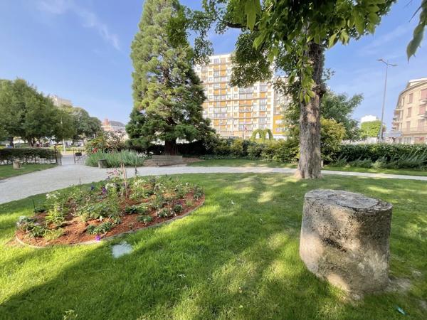Appartement de Type T3 - Balcon & Ascenseur